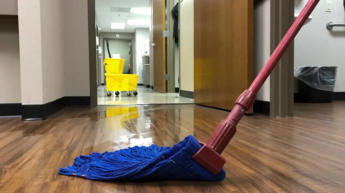Business 4 image M & J CLEANING SERVICES