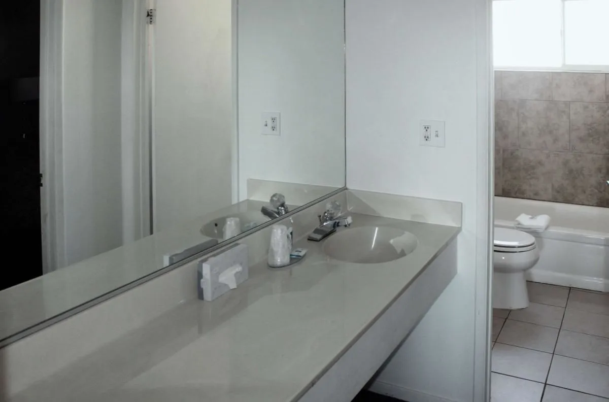 Business 25 image RODEWAY INN & SUITES