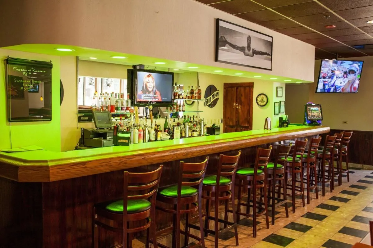 Business 4 image HOLIDAY INN & SUITES CHICAGO-DOWNTOWN, AN IHG HOTEL