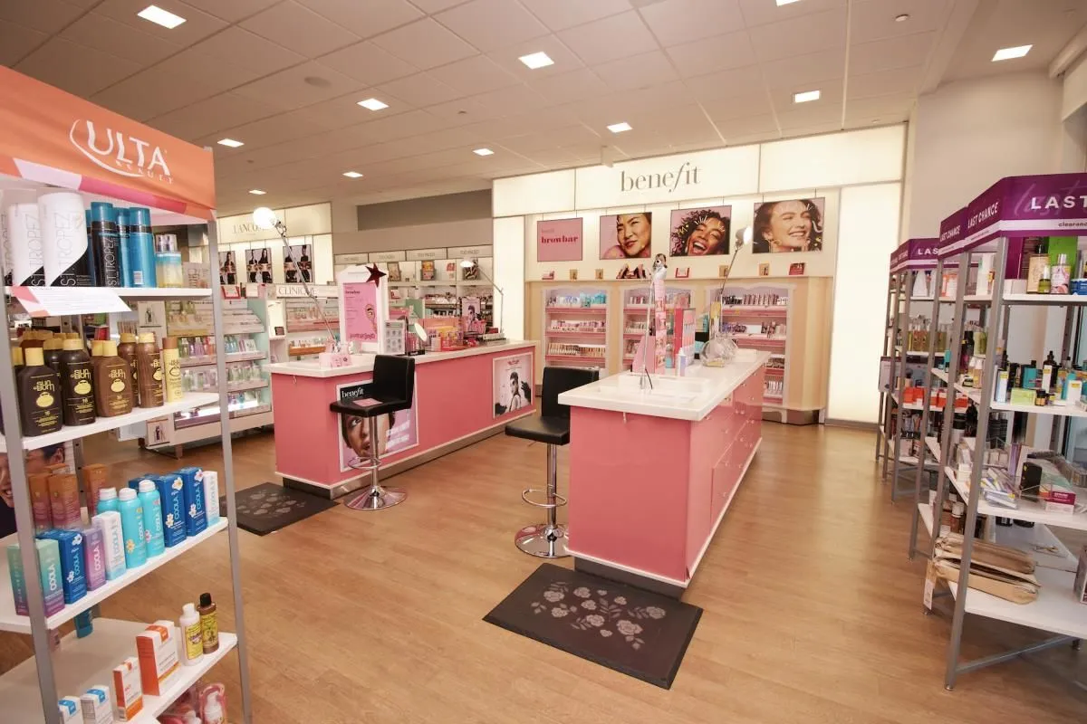 Business 12 image BENEFIT COSMETICS BROWBAR
