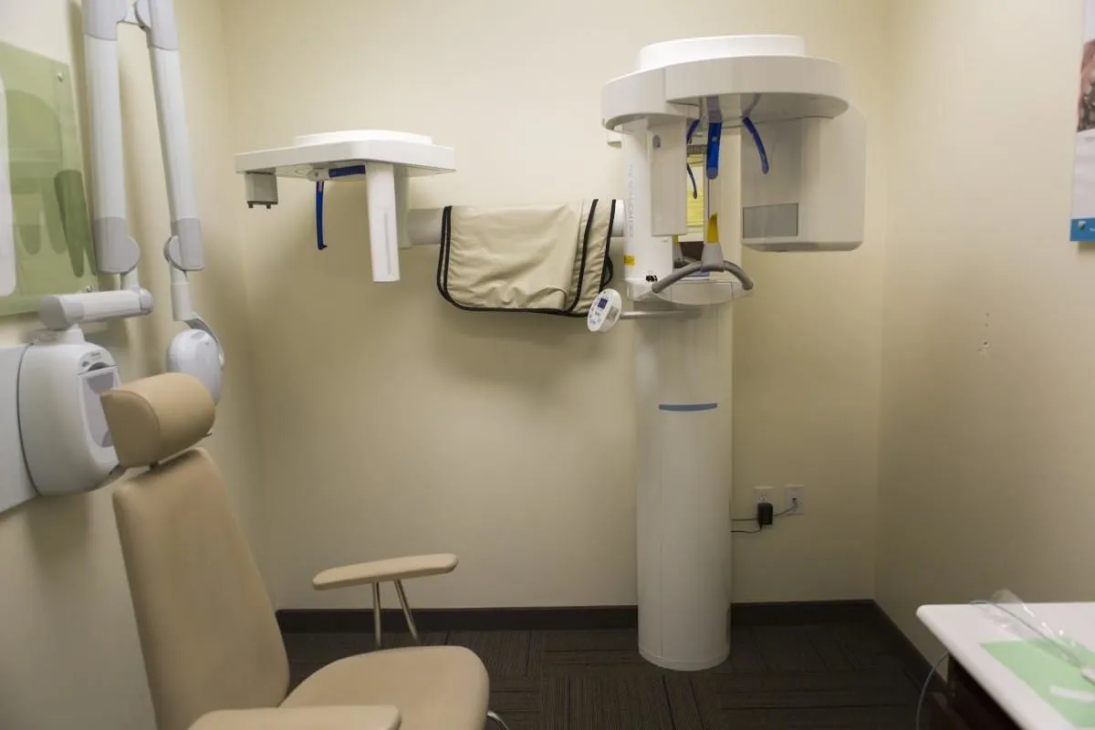 Business 3 image BROADWAY SMILES DENTISTRY AND ORTHODONTICS