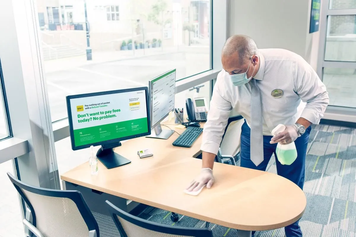 Business 1 image H&R BLOCK