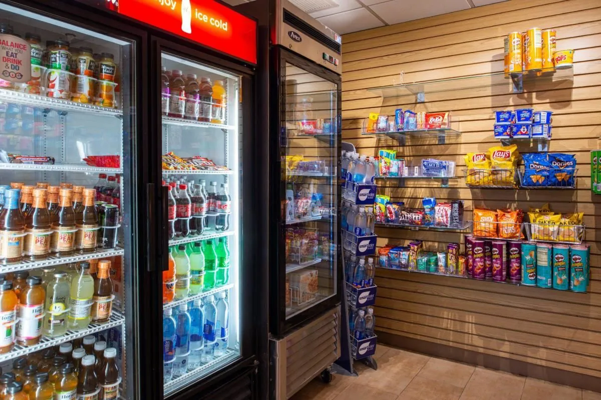 Business 20 image HOLIDAY INN & SUITES CHICAGO-DOWNTOWN, AN IHG HOTEL