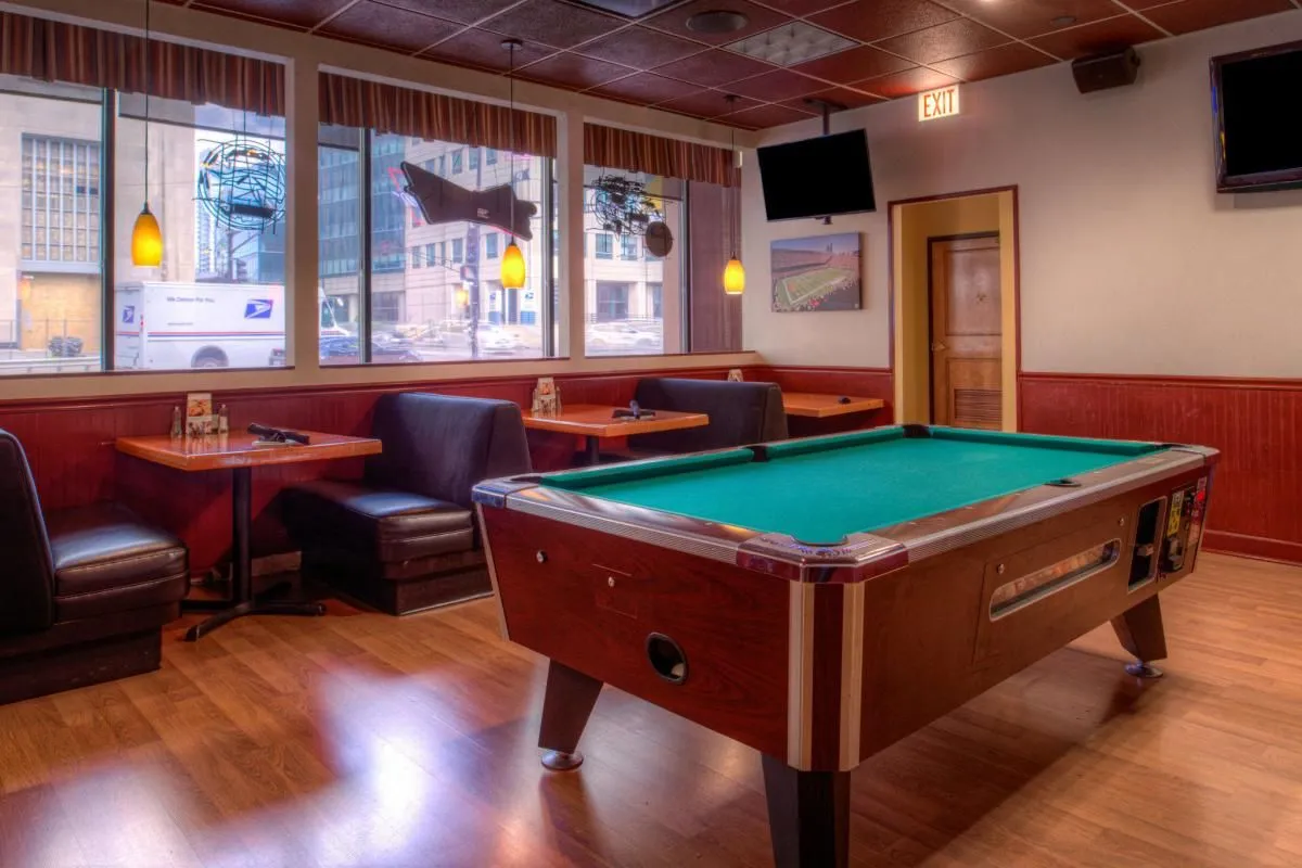 Business 38 image HOLIDAY INN & SUITES CHICAGO-DOWNTOWN, AN IHG HOTEL