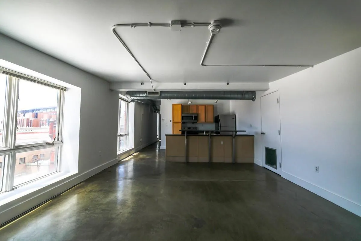 Business 38 image JANUS LOFTS, MANAGED BY BUCKINGHAM URBAN LIVING