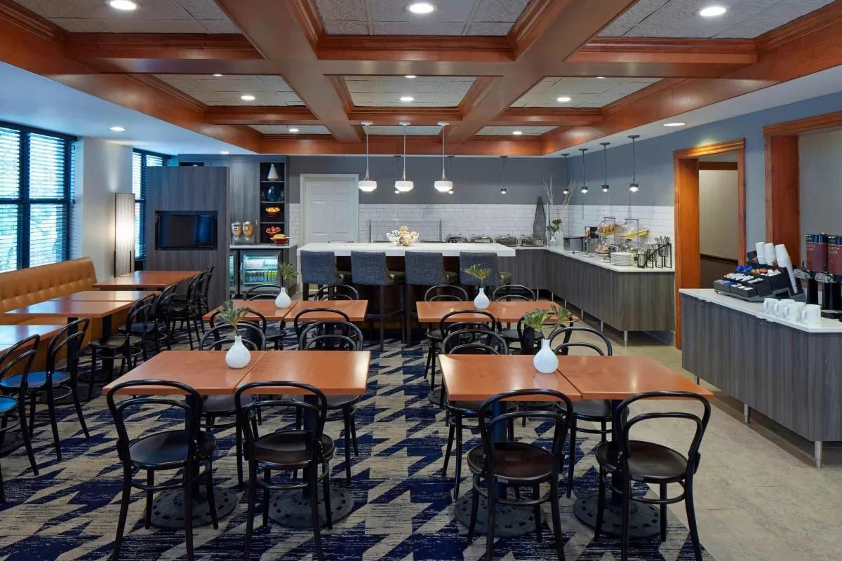 Business 18 image RESIDENCE INN BY MARRIOTT MINNEAPOLIS DOWNTOWN AT THE DEPOT