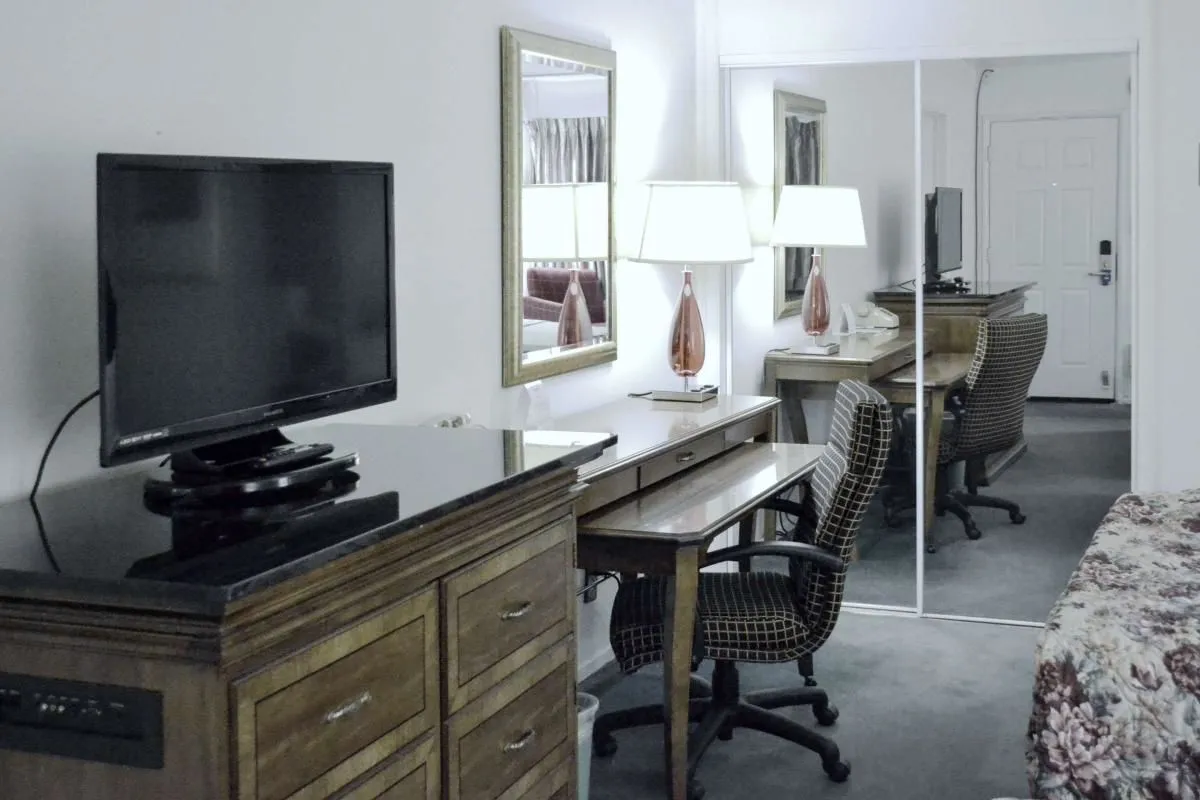 Business 14 image RODEWAY INN & SUITES