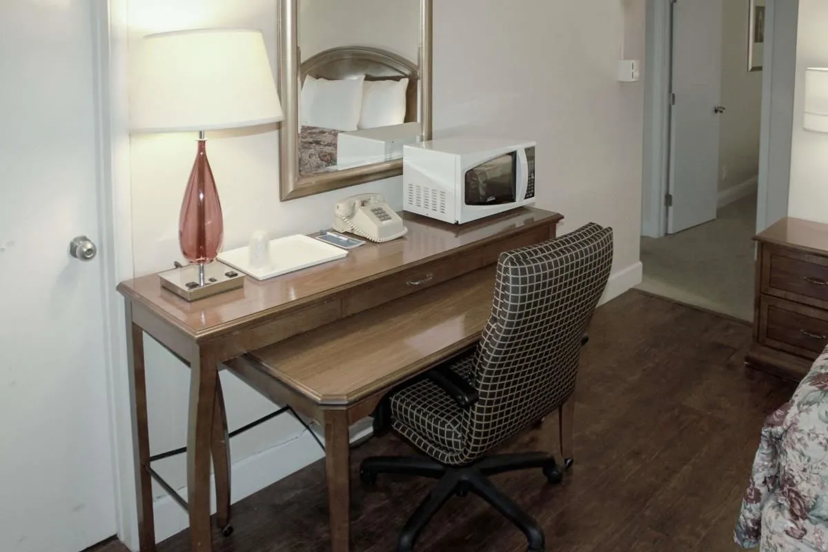 Business 16 image RODEWAY INN & SUITES