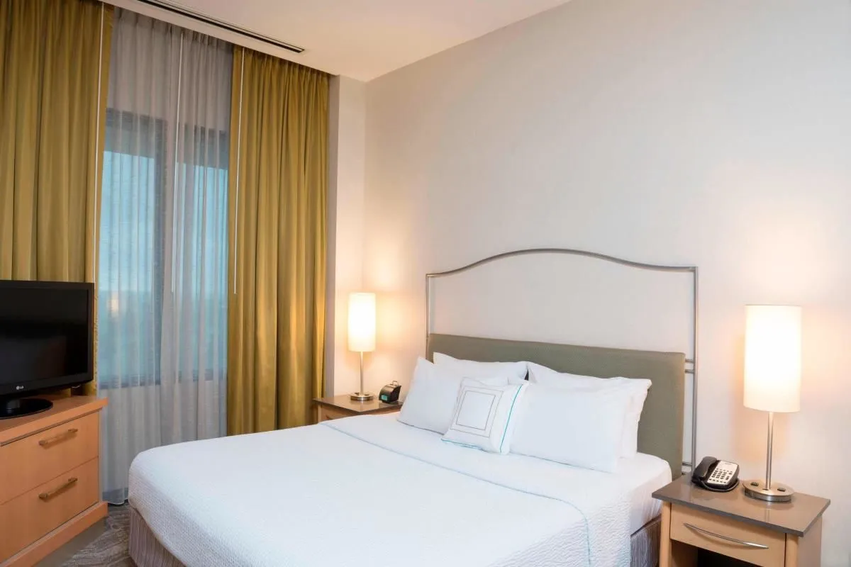 Business 2 image SPRINGHILL SUITES BY MARRIOTT CHICAGO O'HARE