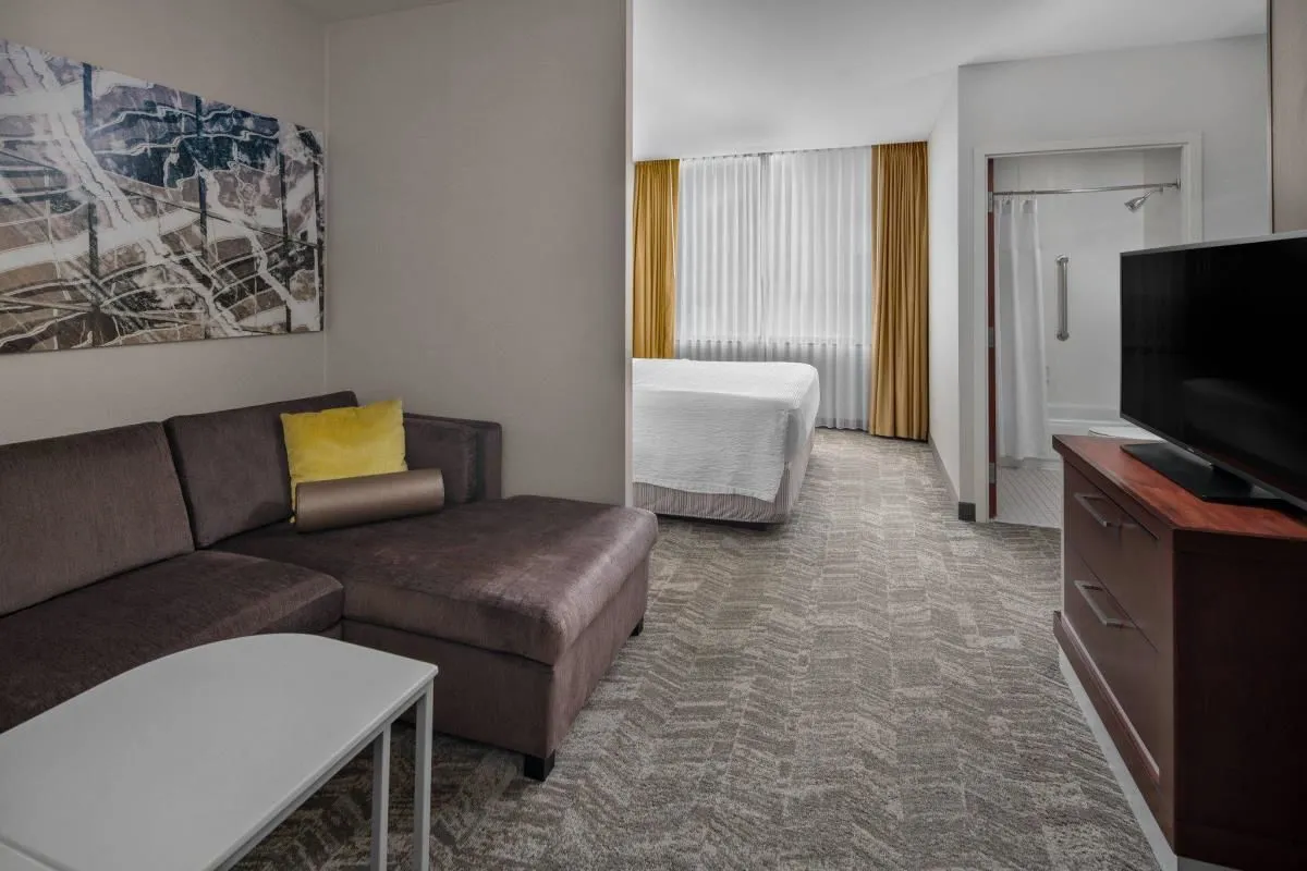 Business 10 image SPRINGHILL SUITES BY MARRIOTT CHICAGO O'HARE
