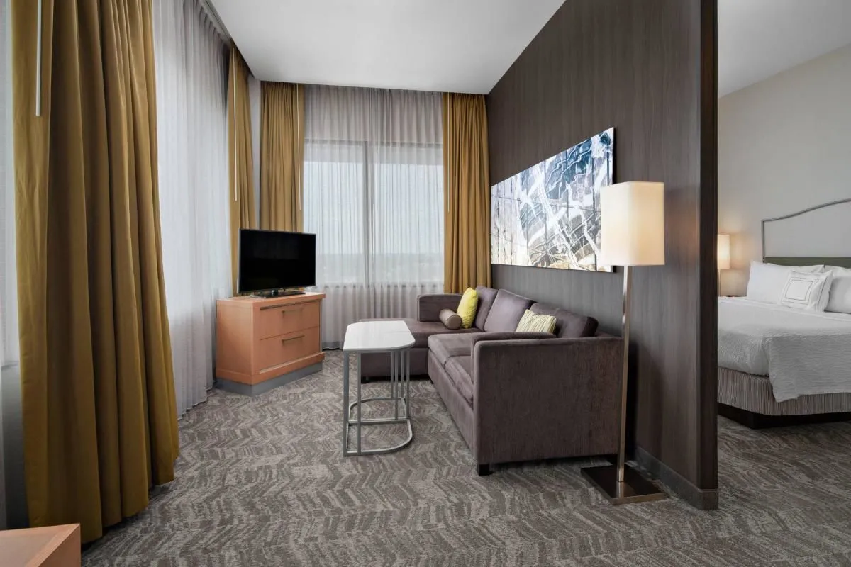 Business 14 image SPRINGHILL SUITES BY MARRIOTT CHICAGO O'HARE