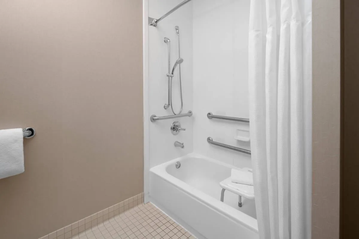 Business 33 image SPRINGHILL SUITES BY MARRIOTT CHICAGO O'HARE