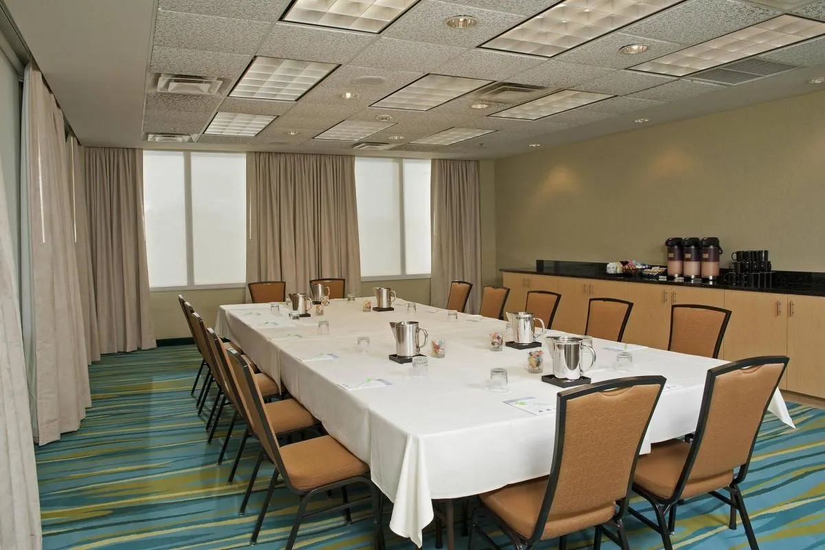 Business 40 image SPRINGHILL SUITES BY MARRIOTT CHICAGO O'HARE