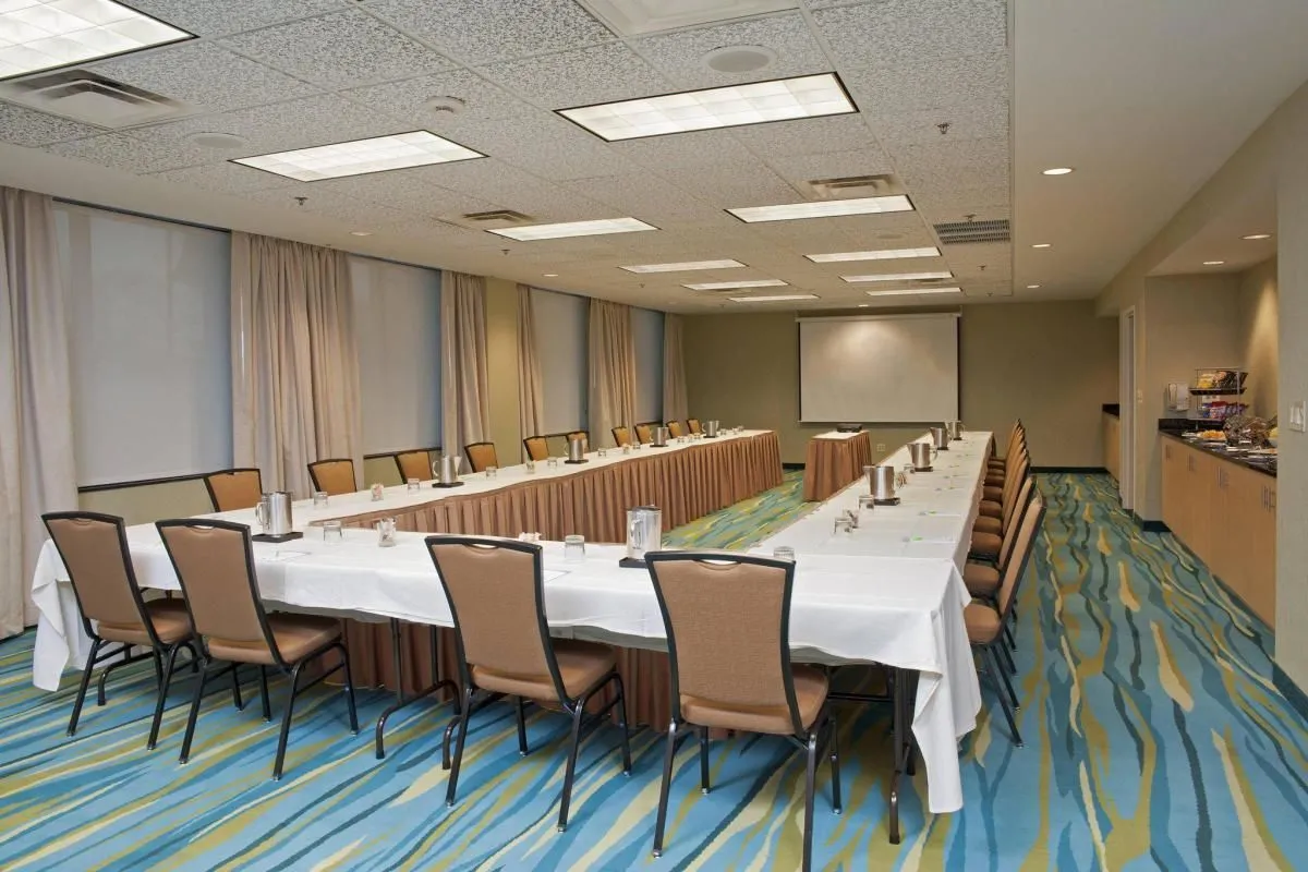 Business 42 image SPRINGHILL SUITES BY MARRIOTT CHICAGO O'HARE
