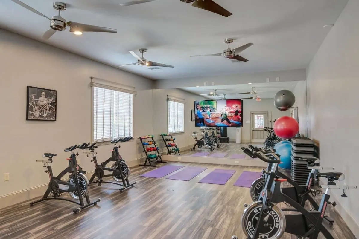 Business 1 image THE GROVE APARTMENTS HUNTSVILLE