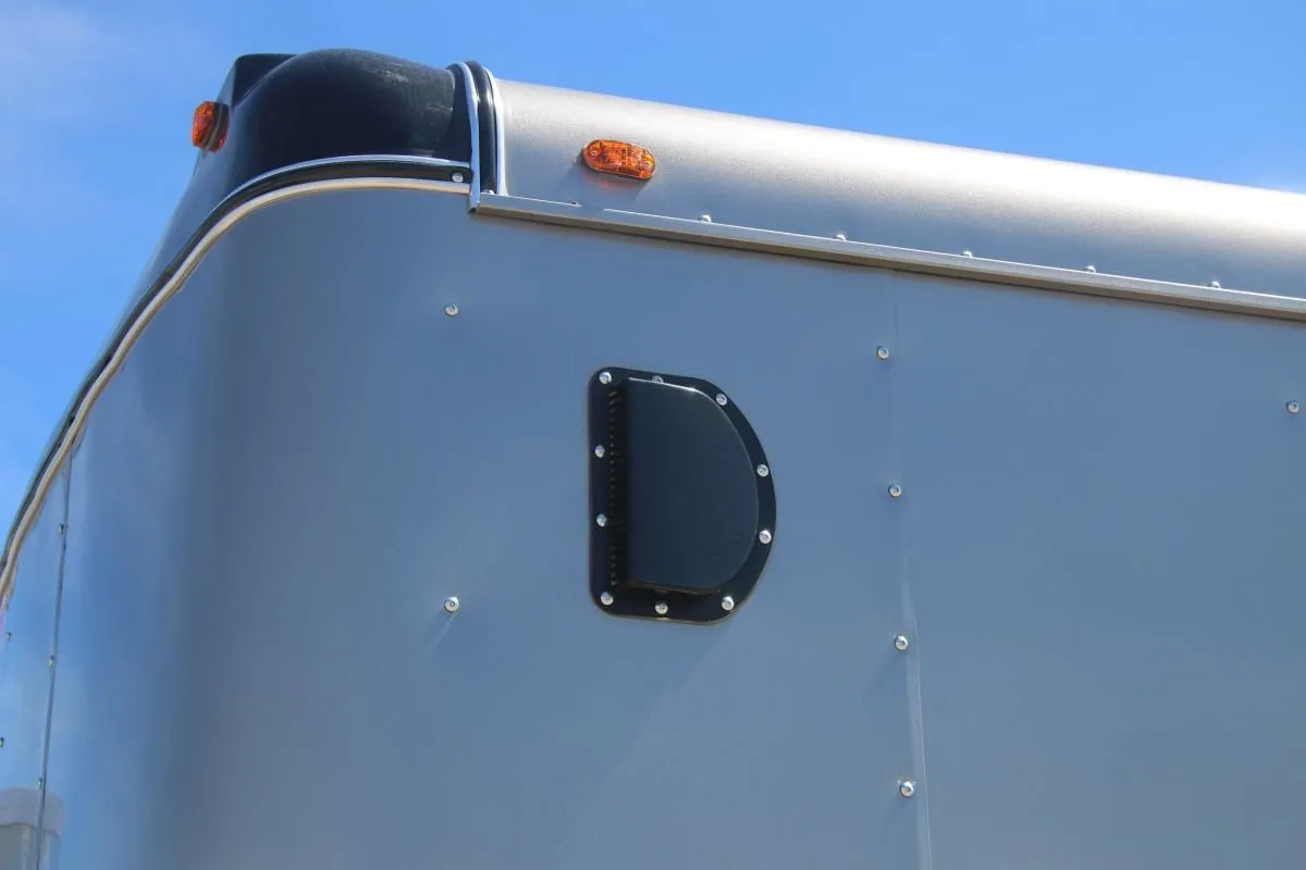 Business 7 image TRAILERSPLUS