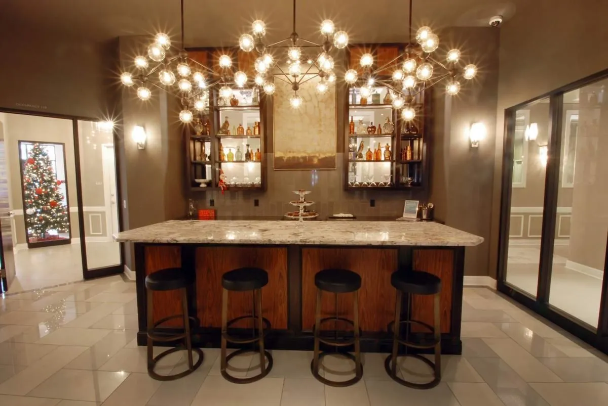 Business 5 image MISSION 106