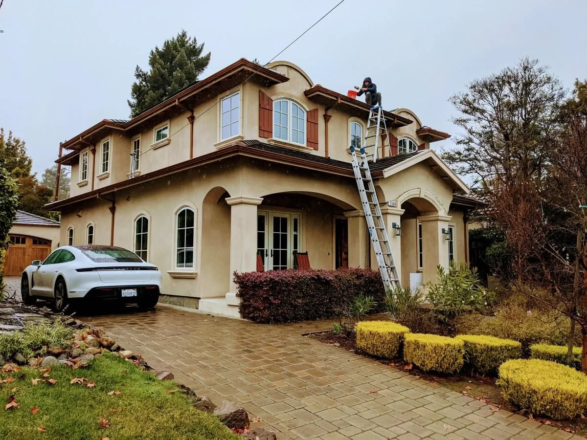 Business 52 image EAGLE WINDOW CLEANING