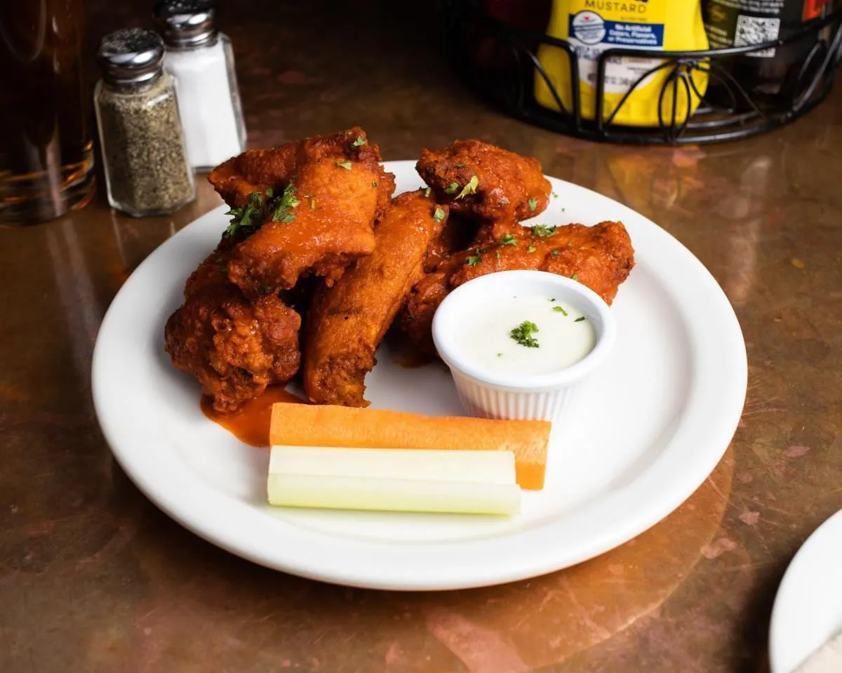 Business 5 image PHOENIX IRISH BAR