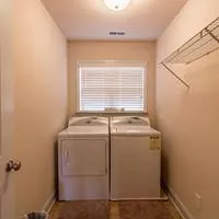 Business 9 image TAMMY HOWARD OWEN REAL ESTATE AGENT - RE/MAX UNLIMITED