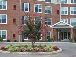 Business 2 image DARBY HOUSE