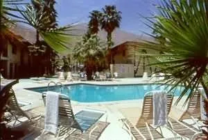 Business 5 image DESERT LODGE