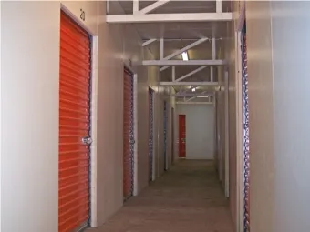 Business 1 image PUBLIC STORAGE