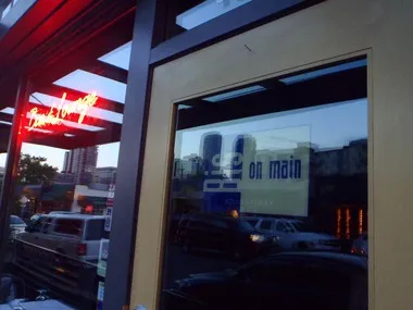 Business 3 image BIS ON MAIN