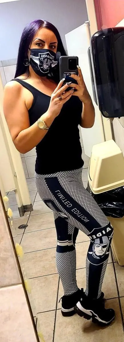 Business 18 image HIGH 5 GRILLE