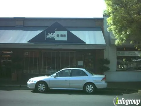 Business 1 image BIS ON MAIN