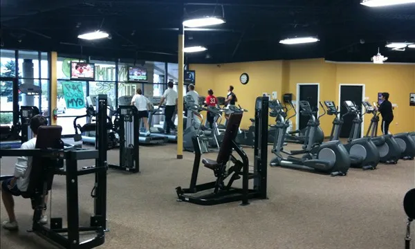 Business 3 image ANYTIME FITNESS