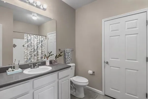 Business 2 image CAMDEN STOCKBRIDGE APARTMENTS