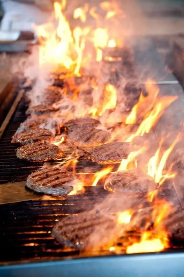 Business 37 image KIRKS STEAKBURGERS