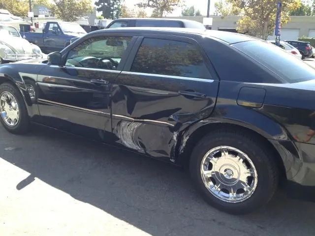 Business 8 image IN & OUT PAINT & COLLISION CENTER