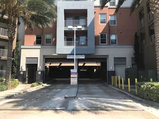 Business 4 image SP+ PARKING