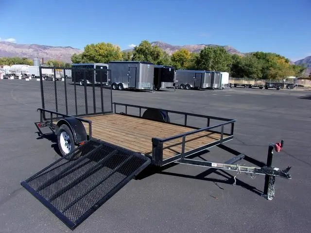 Business 25 image TRAILERSPLUS