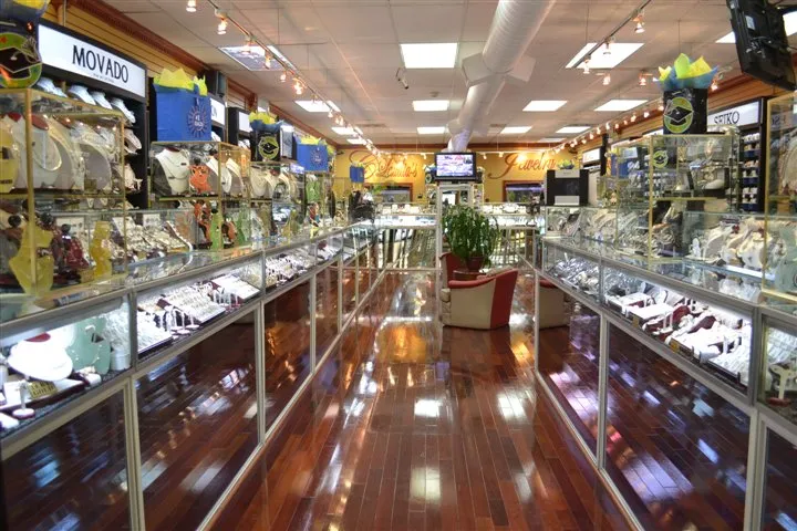Business 11 image CLAUDIA\'S JEWELRY INC.