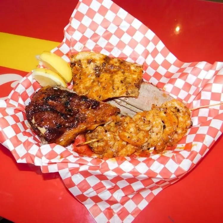 Business 35 image CHUY'S MESQUITE BROILER - MARANA