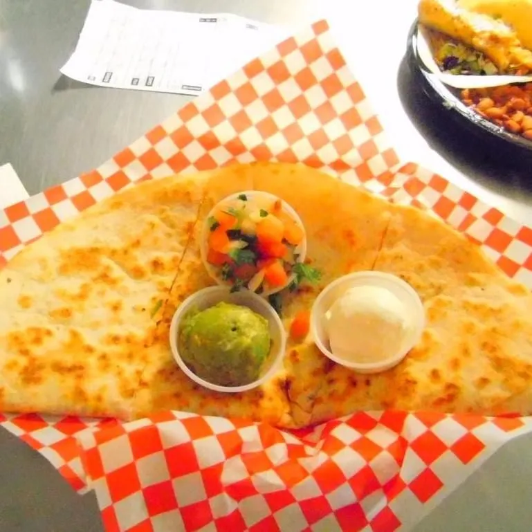 Business 58 image CHUY'S MESQUITE BROILER - MARANA