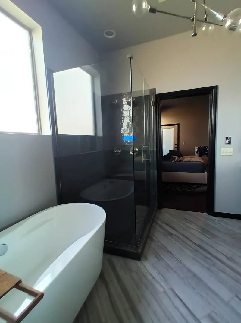 Business 1 image DIME OK GC INC