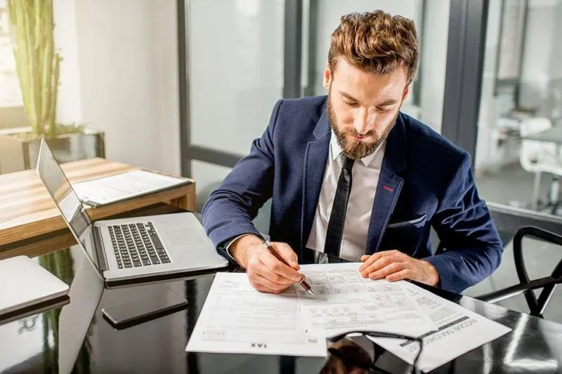 Business 3 image GLOBELEND CAPITAL