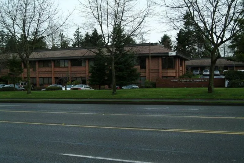 Business 21 image 253 DENTAL CARE