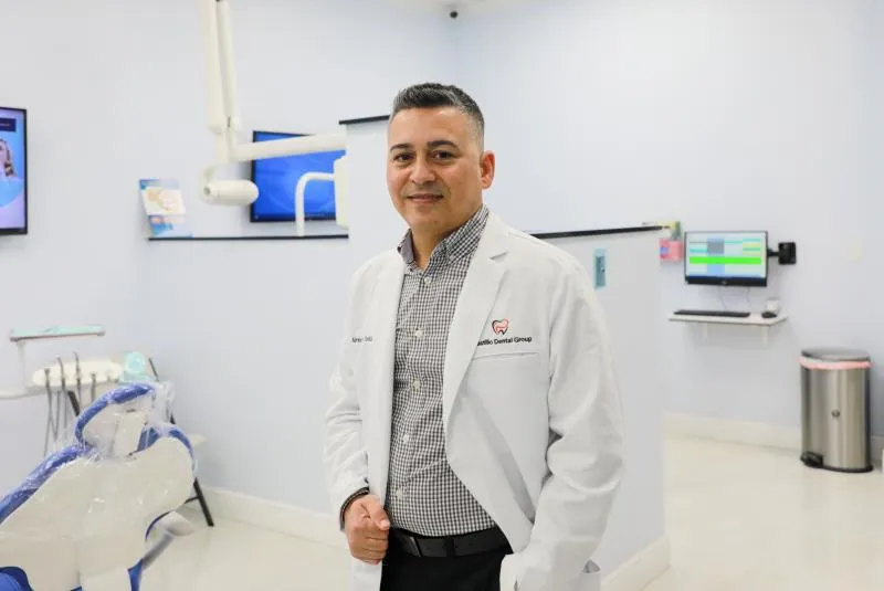 Business 6 image CASTILLO DENTAL GROUP CORP