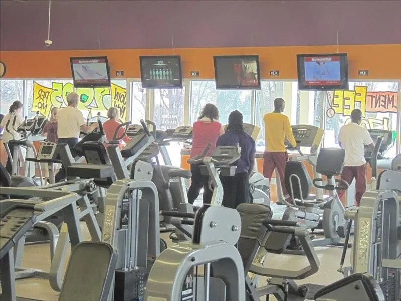 Business 1 image ANYTIME FITNESS