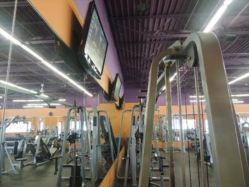 Business 2 image ANYTIME FITNESS