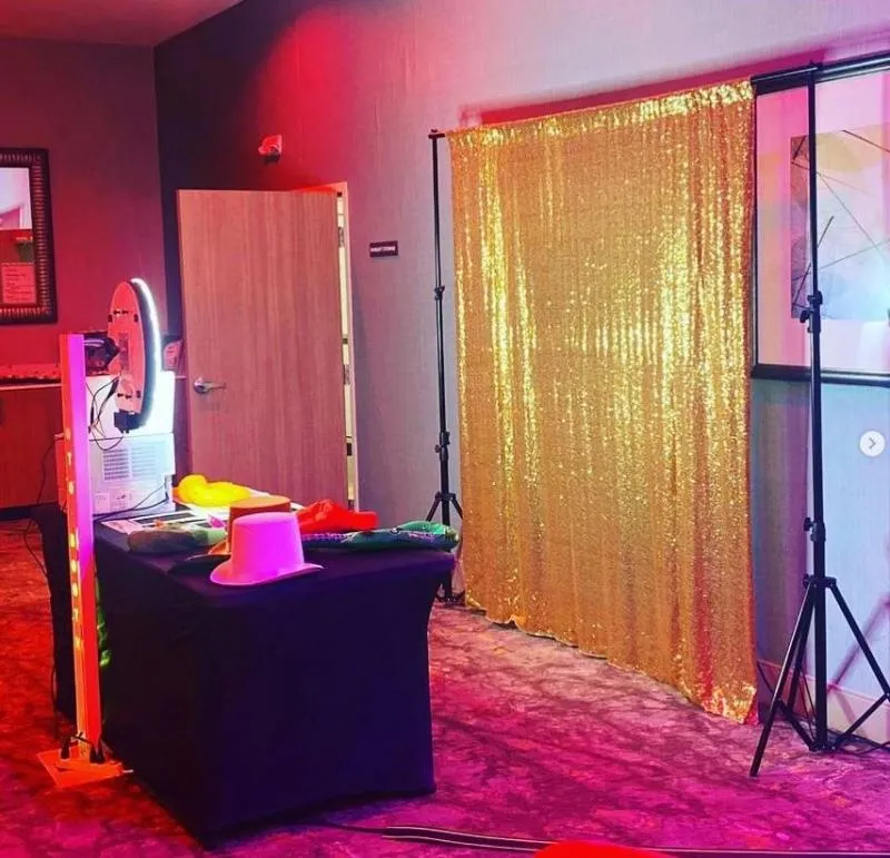 Business 2 image MARKY BOOTH PHOTO BOOTH RENTAL | HOUSTON