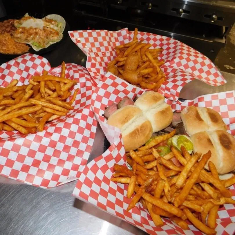 Business 32 image CHUY'S MESQUITE BROILER - MARANA