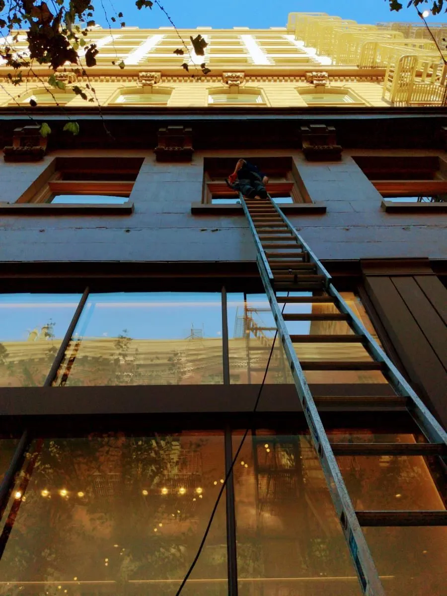 Business 34 image EAGLE WINDOW CLEANING