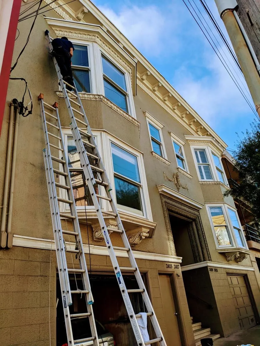 Business 67 image EAGLE WINDOW CLEANING