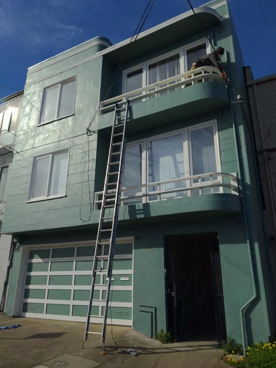 Business 72 image EAGLE WINDOW CLEANING